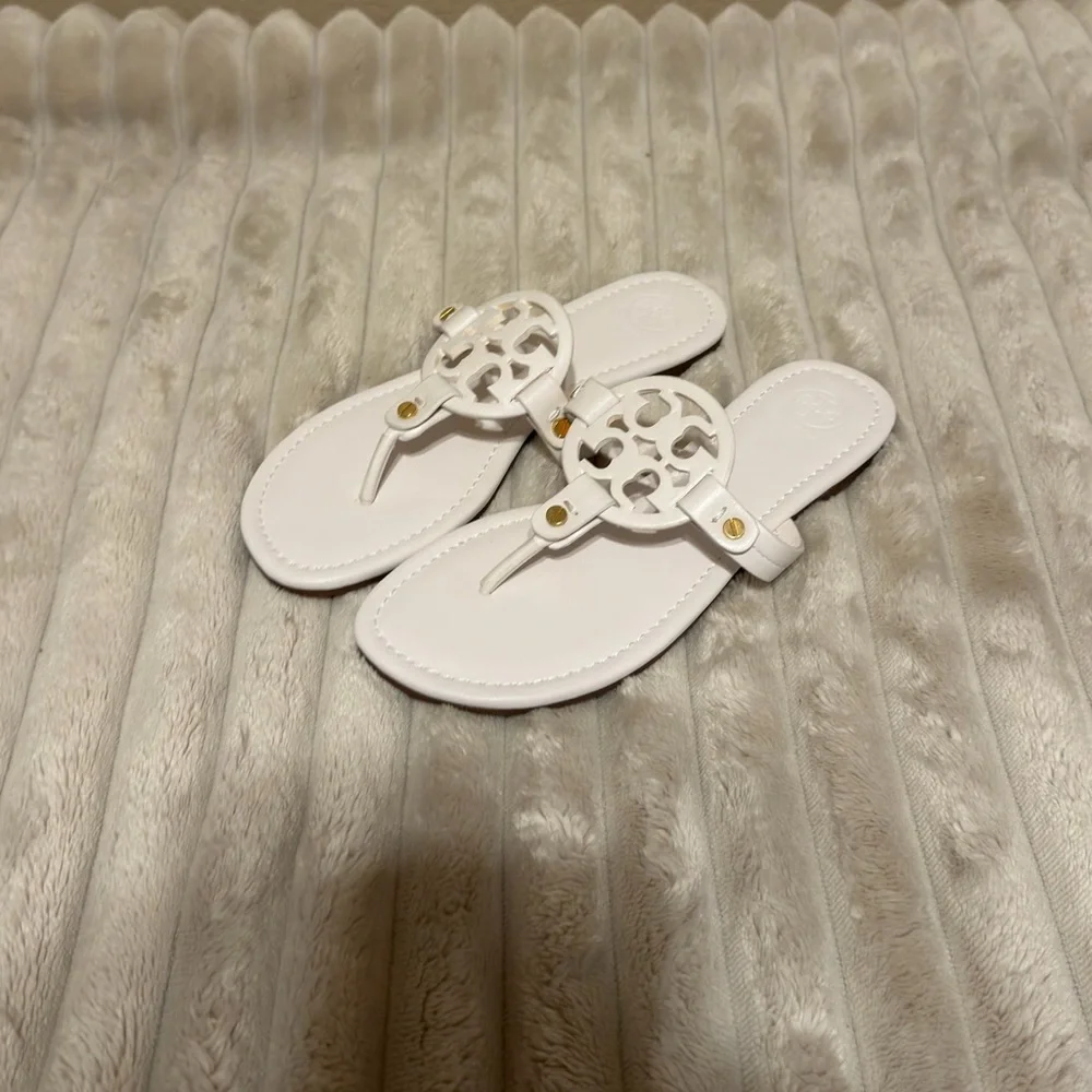 Tory Burch Miller Sandal White / Gold Women’s Size 7 8.5 and 9